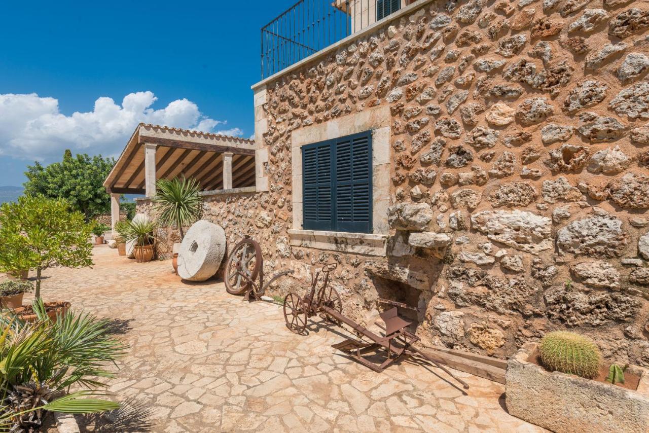 Villa Colis *